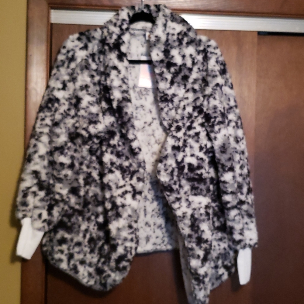 Lularoe Teddy Bear Jacket